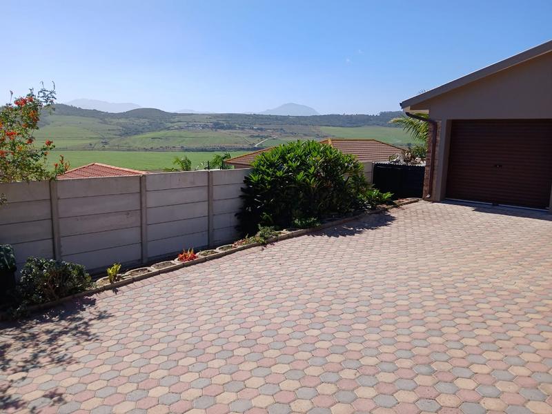 3 Bedroom Property for Sale in Reebok Western Cape
